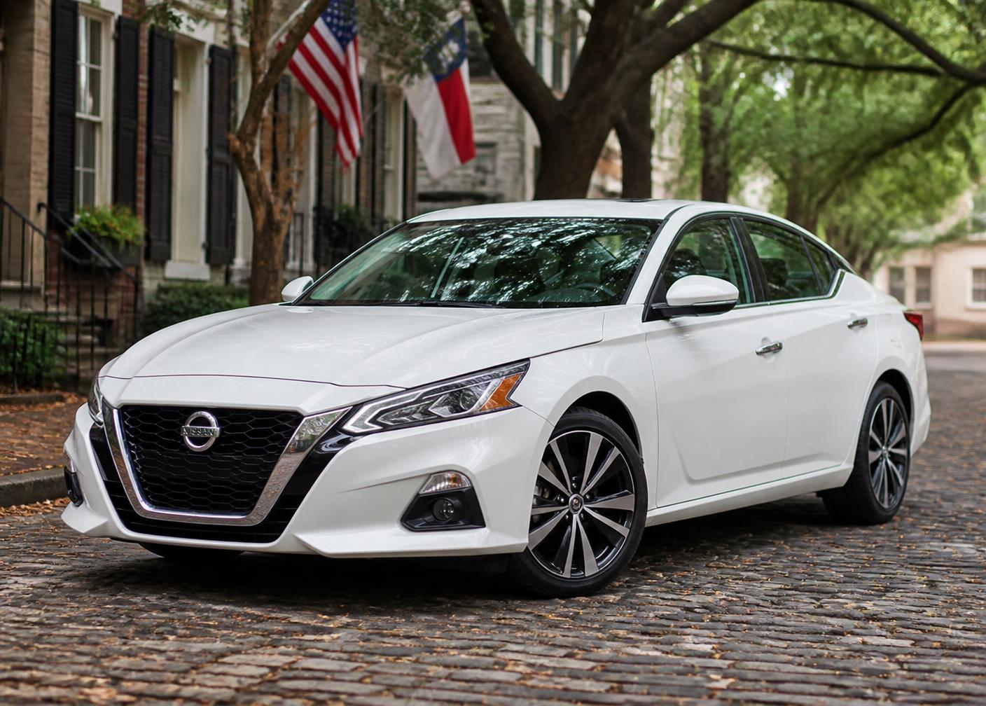 2021 Nissan Altima — White